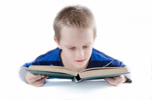 Doman metoden til at lære dit barn at læse i den tidlige barndom