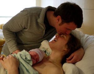 Er det bedst med kejsersnit eller naturlig fødsel?