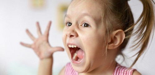 Pludselig Aggression i Barndommen: Hvad Er Det?