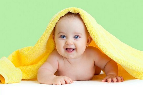 baby med humoristisk sans