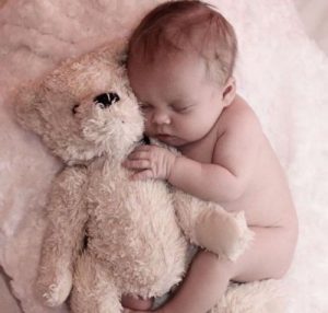 Kære mor, et brev fra den baby, der holder dig vågen om natten