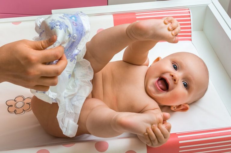 7 fejl vi laver ved at skifte bleer på babyer
