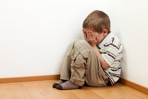 Frygt For at Være Alene: Sådan Forstår Du Børns Frygt