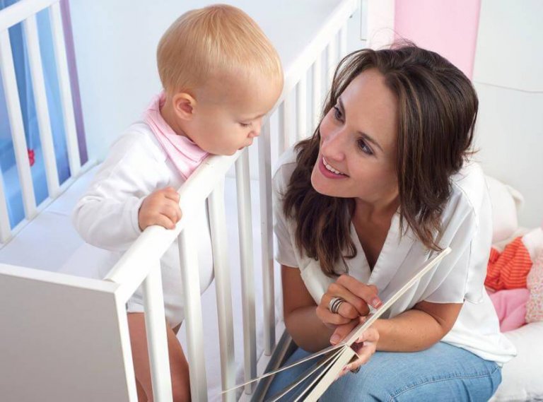 Baby udvikler sine sprogfærdigheder