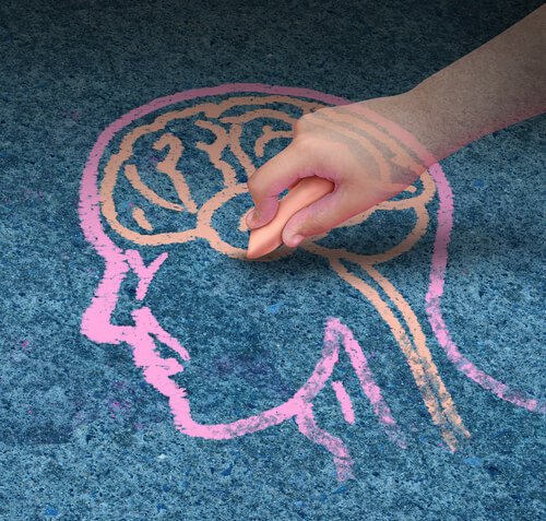 Barn tegner hjerne med Hjerne Øvelser for børn