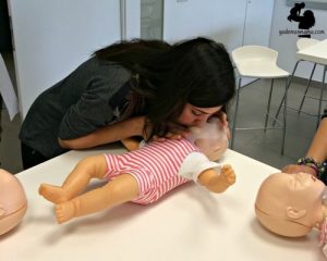 Pludselig vejrtrækningsstop: Sådan redder du dit barns liv