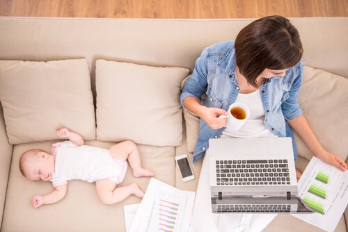 En mors arbejdsdag er lig 2 arbejdsdage for faren