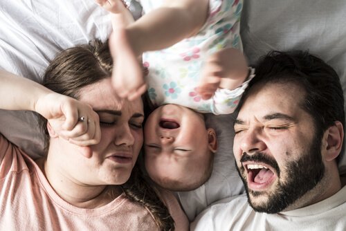 Hvor mange timers søvn mister man som forældre?