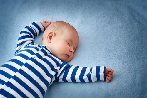 Vigtigheden af nakkerefleksen under babyens udvikling