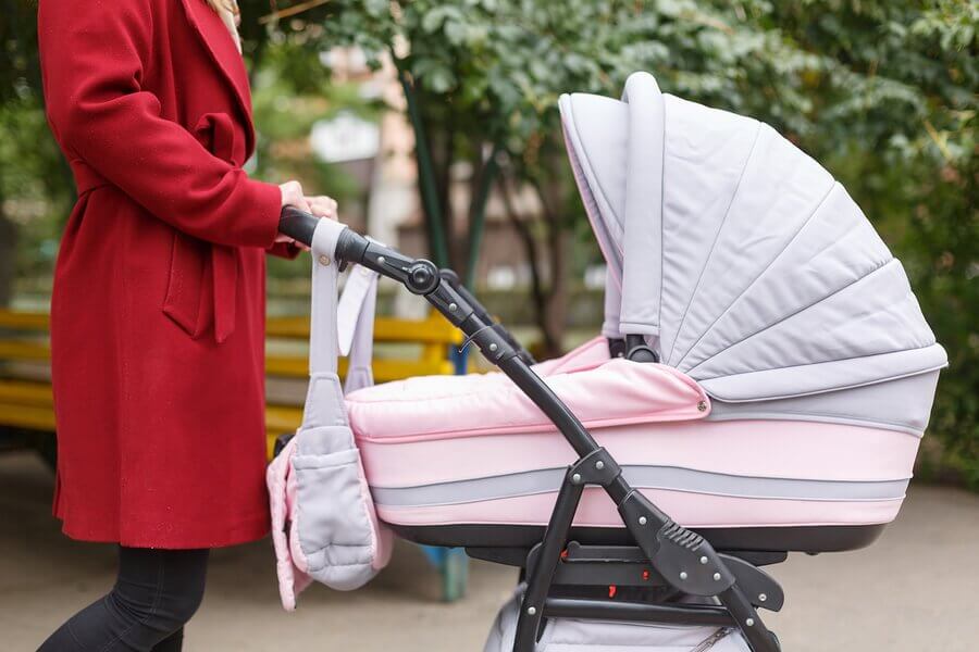 Hvad skal du pakke i babyens klapvognstaske?