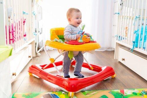 Fordele og ulemper ved baby walkers