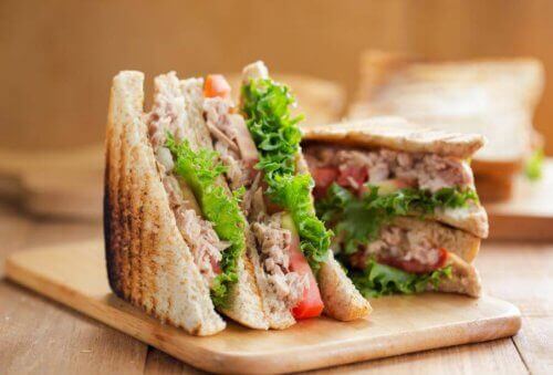 sandwich med tun