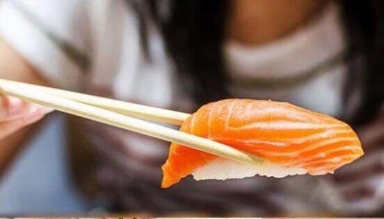 sushi med laks