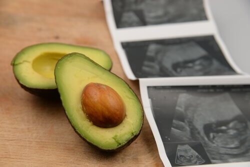 Det er sundt at spise avocado under graviditeten