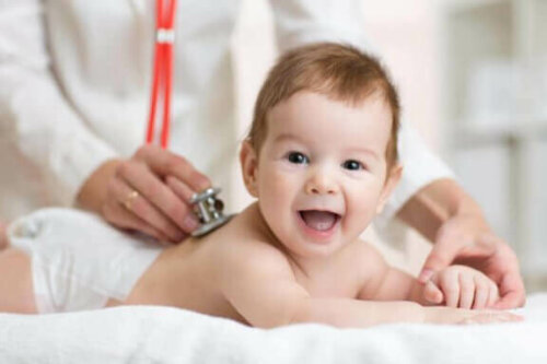 baby til læge