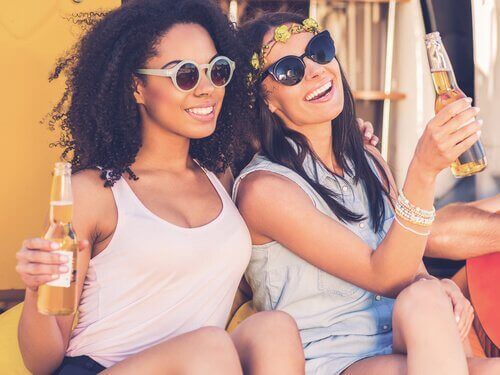 Jagt efter popularitet blandt teenagere