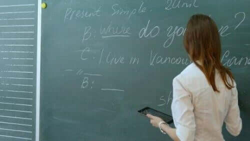 Sådan kan dit barn lære engelsk med 8 apps.