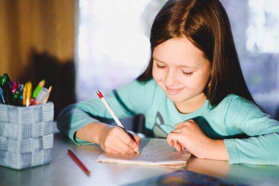5 øvelser til at forbedre børns håndskrift