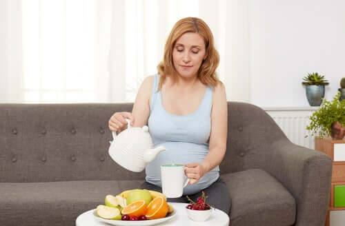 Sådan håndtere du halsbrand og fordøjelsesbesvær i graviditet: Kost.