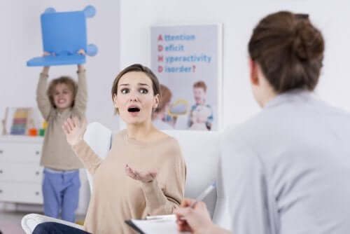 frustreret mor til barn med ADHD