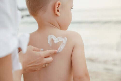 Beskyttelse af huden hos børn med kræft