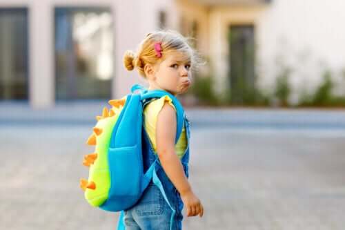 Hvad skal man gøre, hvis ens barn nægter at gå i skole?