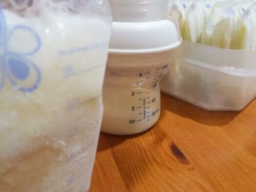 Bedste beholdere til opbevaring af modermælk