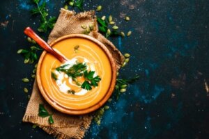 3 vegetariske og veganske opskrifter til børn
