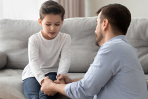 Hvad er følelsesmæssig incest syndrom?