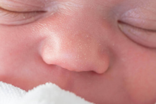 Nærbillede af en babys ansigt