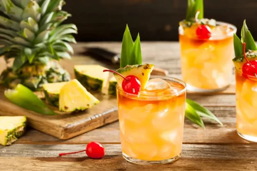 Alkoholfrie drinks med ananas
