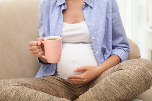 5 farlige infusioner, som du bør undgå under graviditeten