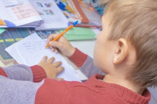 11 fordele ved at skrive i hånden for børn