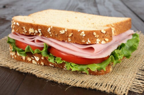 Er det sikkert at spise skinke under graviditet?